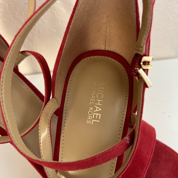 MICHAEL KORS red heels - Picture 2 of 9